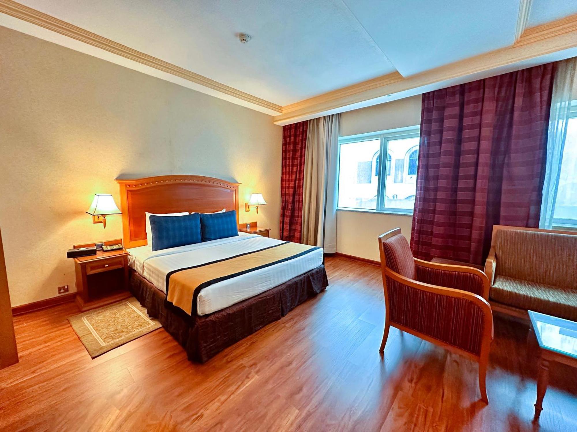 Avenue Hotel Dubai Exterior foto